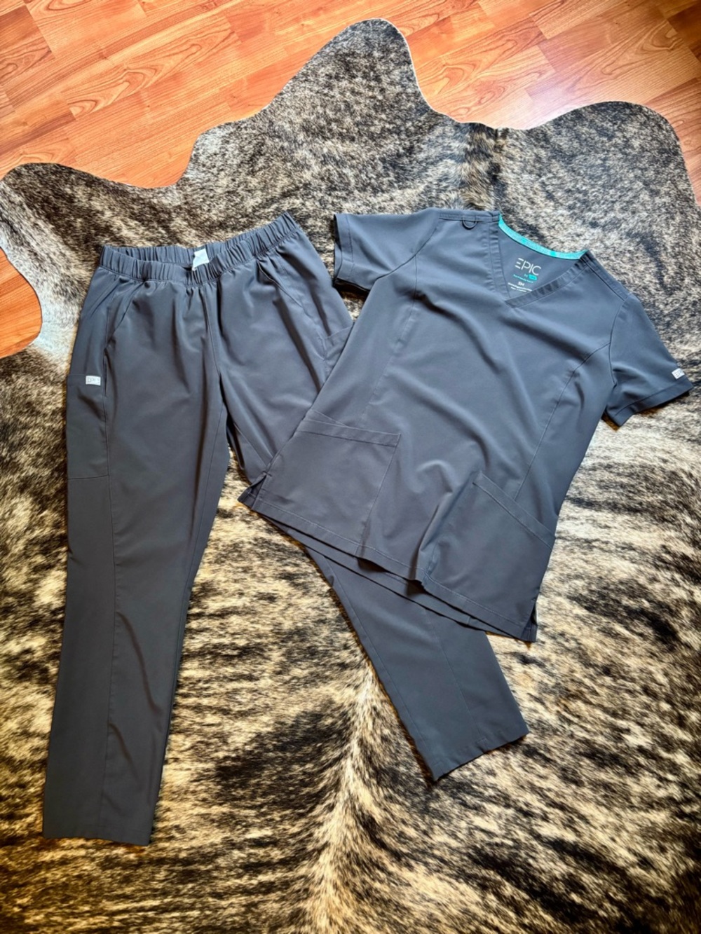 Epic by IRG Scrub Set, Pewter / Gray, Top size Small, Bottoms are Small Petite